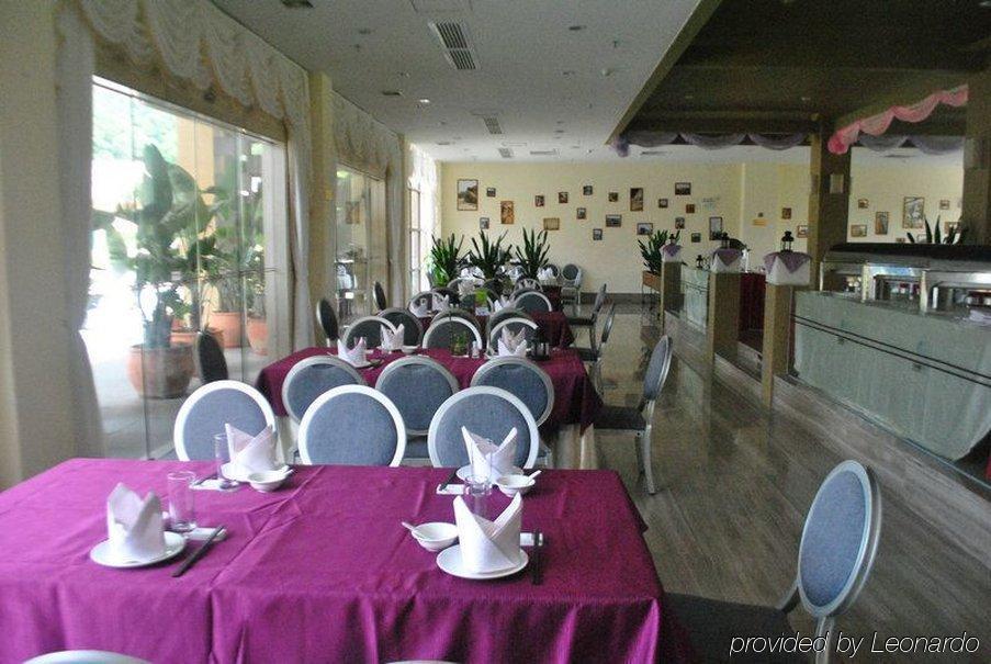 Grand River Resort Hotel Гуанчжоу Ресторан фото